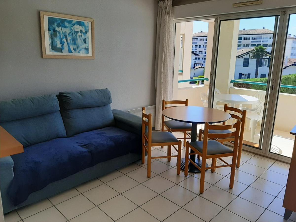 Appartement A Ciboure Avec Terrasse, Piscine Chauffee Et Parking - Ideal Golf Et Plage - Fr-1-239-551 Exterior photo