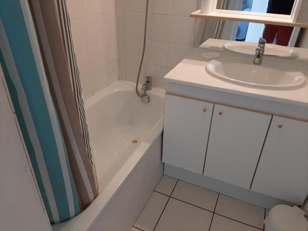 Appartement A Ciboure Avec Terrasse, Piscine Chauffee Et Parking - Ideal Golf Et Plage - Fr-1-239-551 Exterior photo