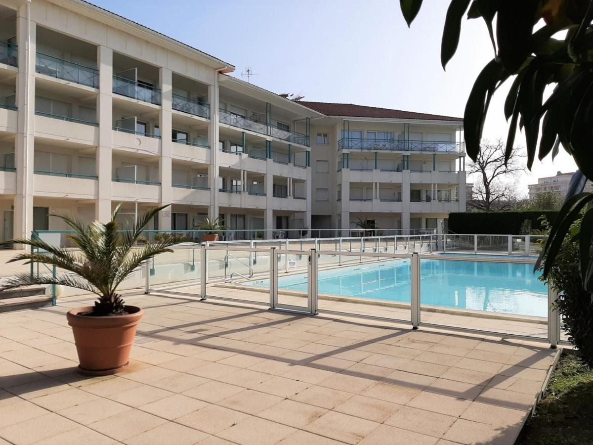 Appartement A Ciboure Avec Terrasse, Piscine Chauffee Et Parking - Ideal Golf Et Plage - Fr-1-239-551 Exterior photo