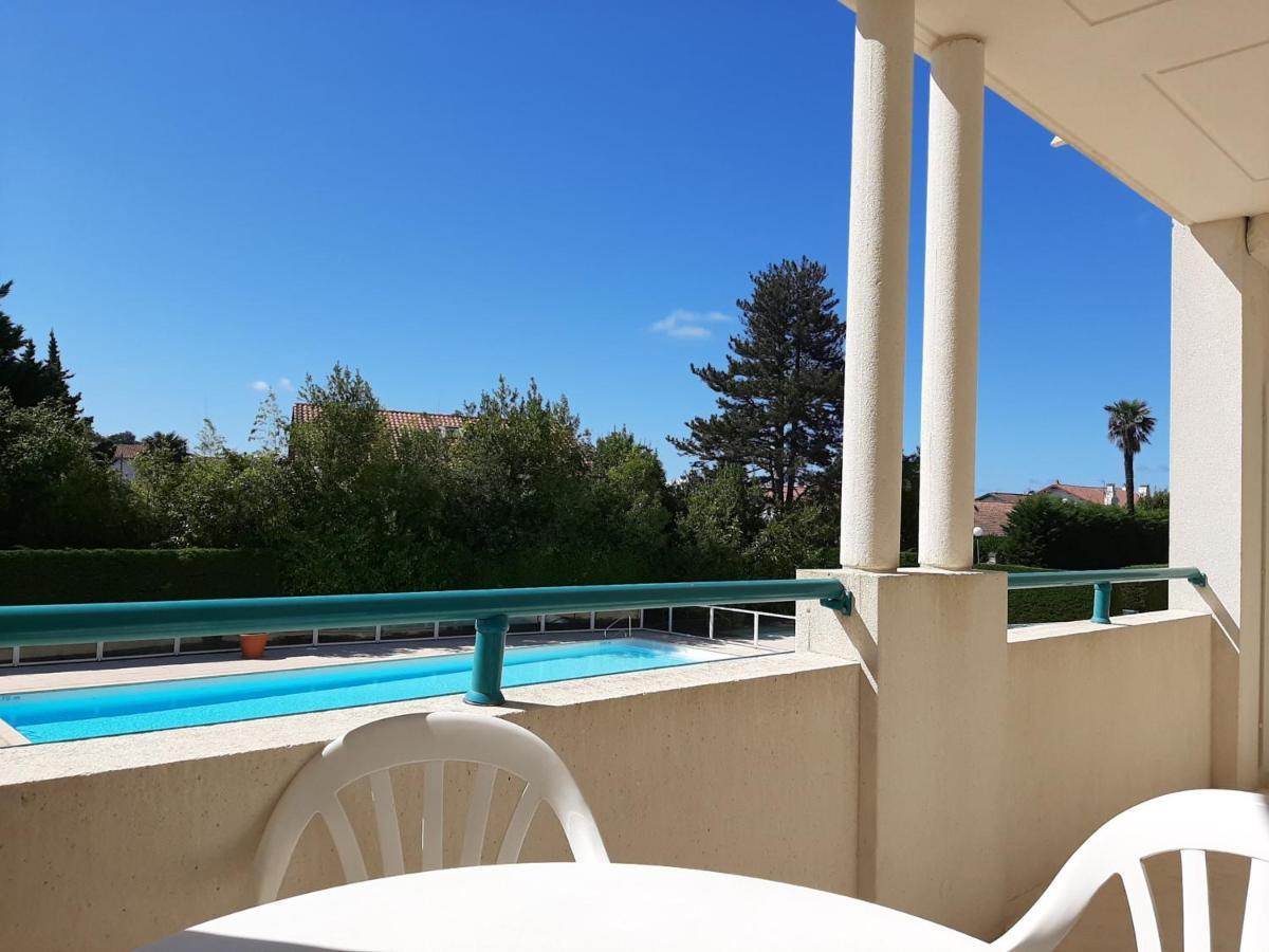 Appartement A Ciboure Avec Terrasse, Piscine Chauffee Et Parking - Ideal Golf Et Plage - Fr-1-239-551 Exterior photo